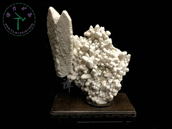 大燕尾雙晶-45x35x15cm----福建，三明